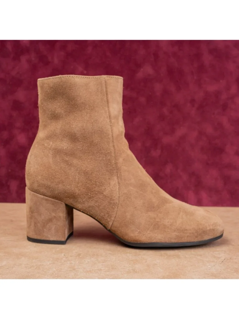 La Canadienne Women Joanie Waterproof Brown Suede Ankle Zip Boots sz 10